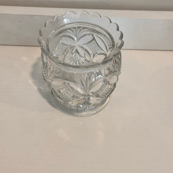 Westmoreland Other - Westmoreland Glass company open sugar bow ELITE PATTERN. VINTAGE